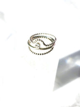 Load image into Gallery viewer, Bauble Ring