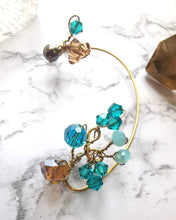 Load image into Gallery viewer, Green Ear Cuff