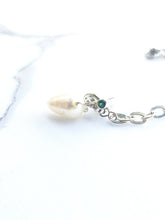 Load image into Gallery viewer, Émeraude Liée