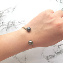 Load image into Gallery viewer, Black Pearl