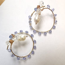 Load image into Gallery viewer, Twirling B