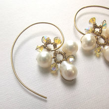 Load image into Gallery viewer, Pearls Elegance